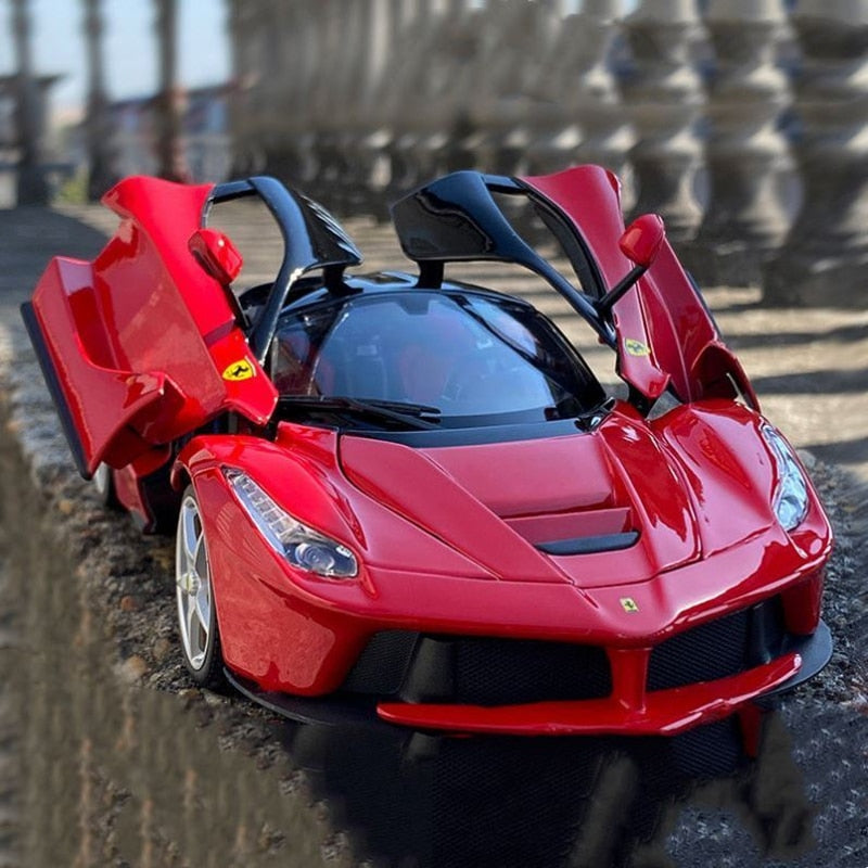 Ferrari Laferrari Diecast Sports Car Model