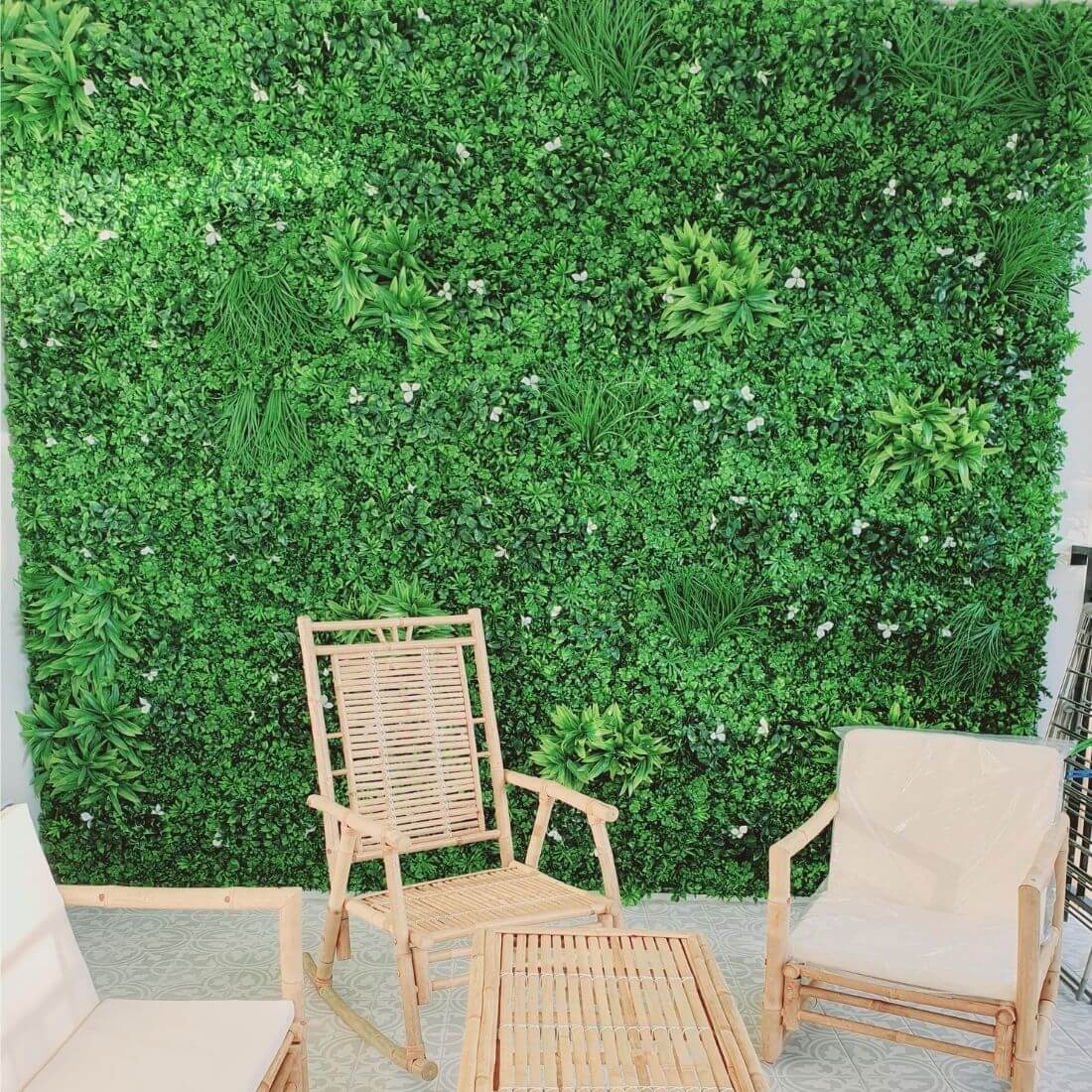 White Oasis Artificial Vertical Garden 40" x 40" 11SQ FT