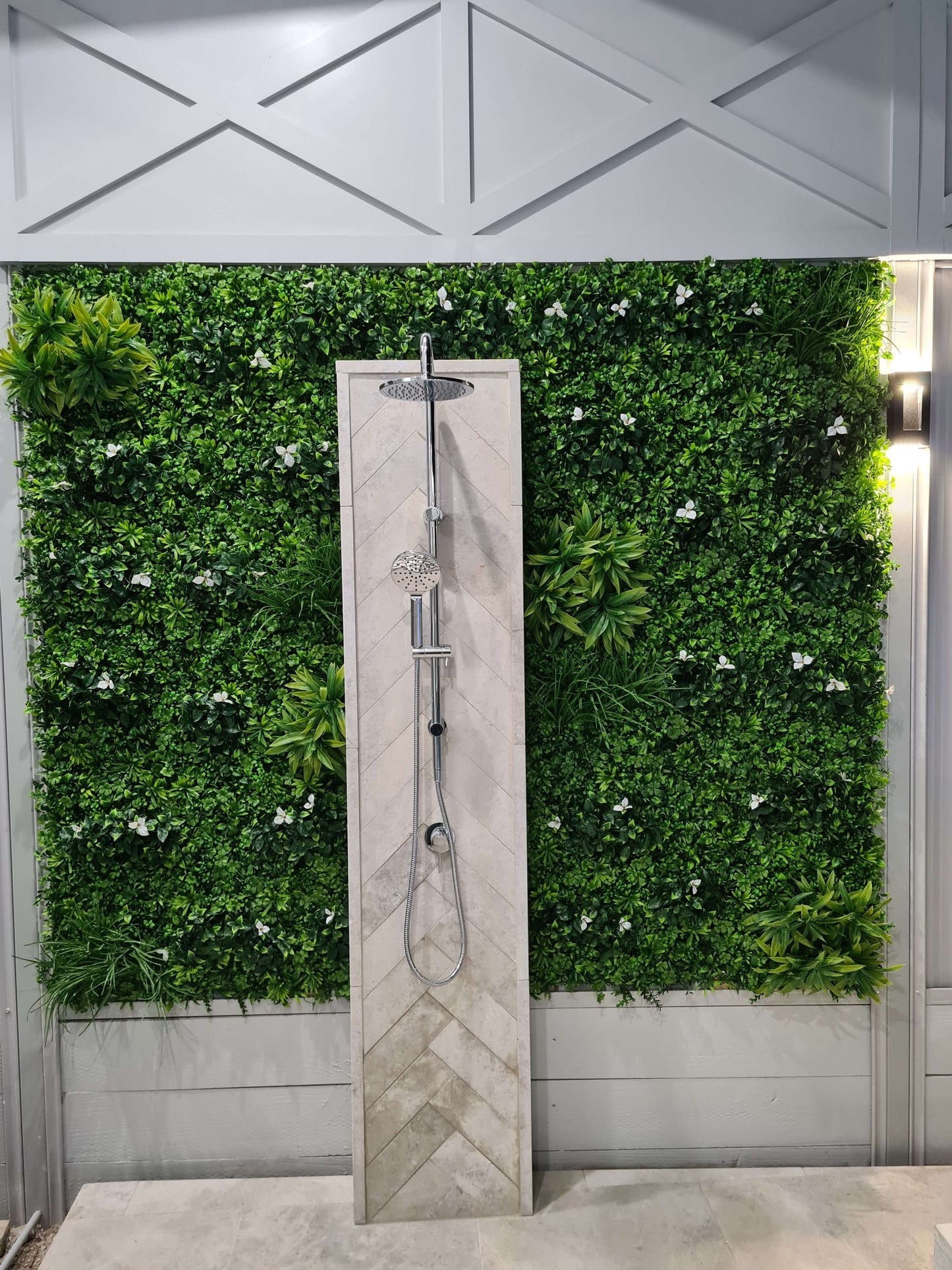 RealTex White Oasis Living Wall Pack