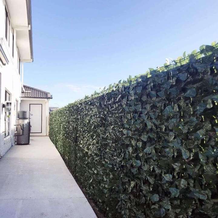 RealTex Artificial Ivy Rolls 94" x 39"